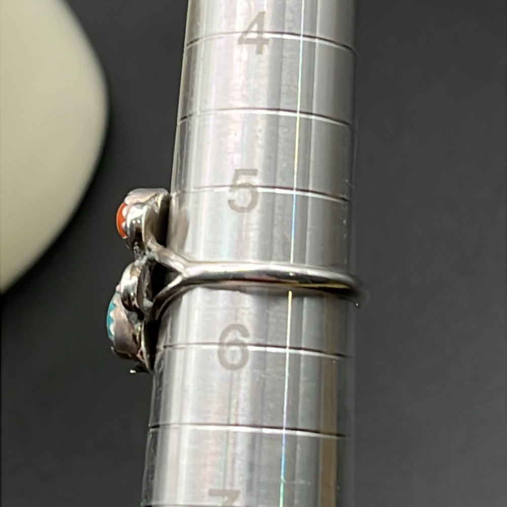 Native American Coral, Turquoise and Sterling Silver split shank ring size 5.5 - Picture 8 of 9
